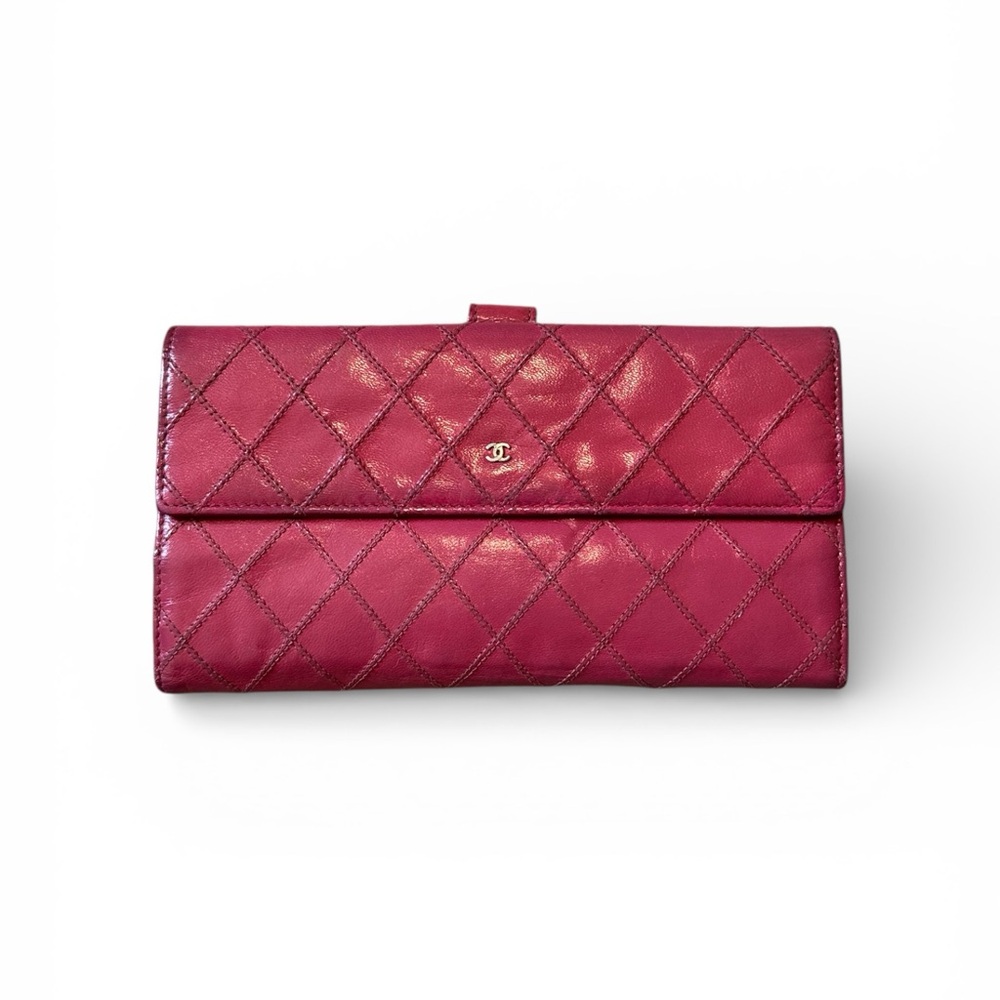 Chanel Diamond Stitch collection long flap wallet pink gold